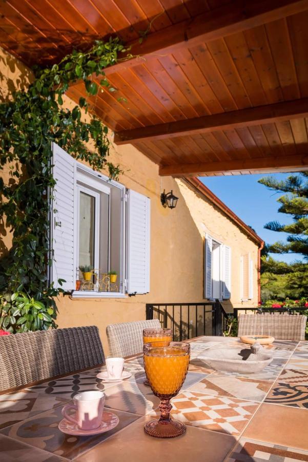 Casa Arokaria Appartement Pendarianá Buitenkant foto